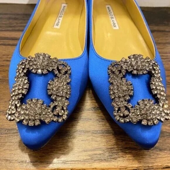 Manolo Blahnik Hangisi Blue Satin Flat - Picture 3 of 6
